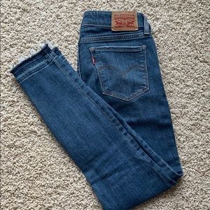 Levi skinny jeans
